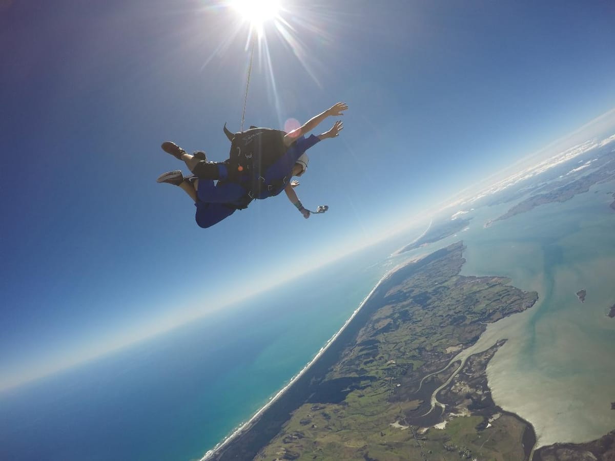 18000ft-skydive_1